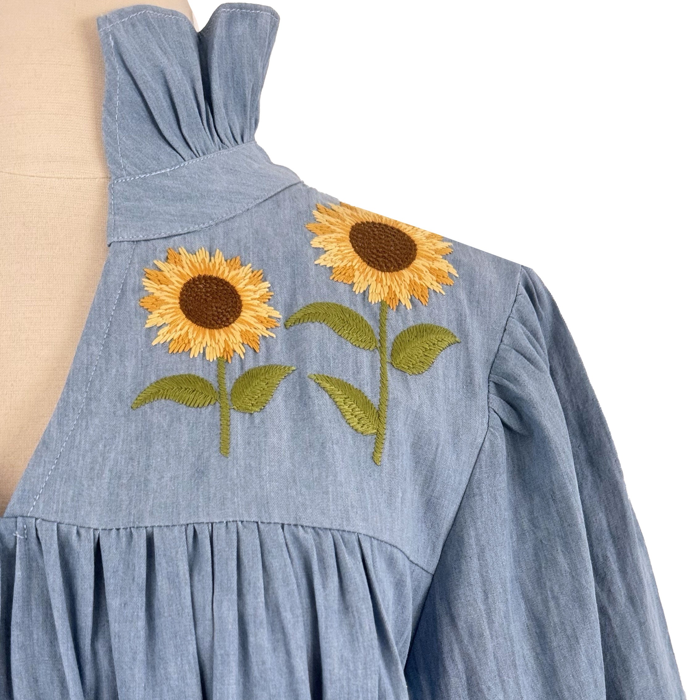 Faded Denim Sunflower Tailgater Blouse – SPIRIT DRESS
